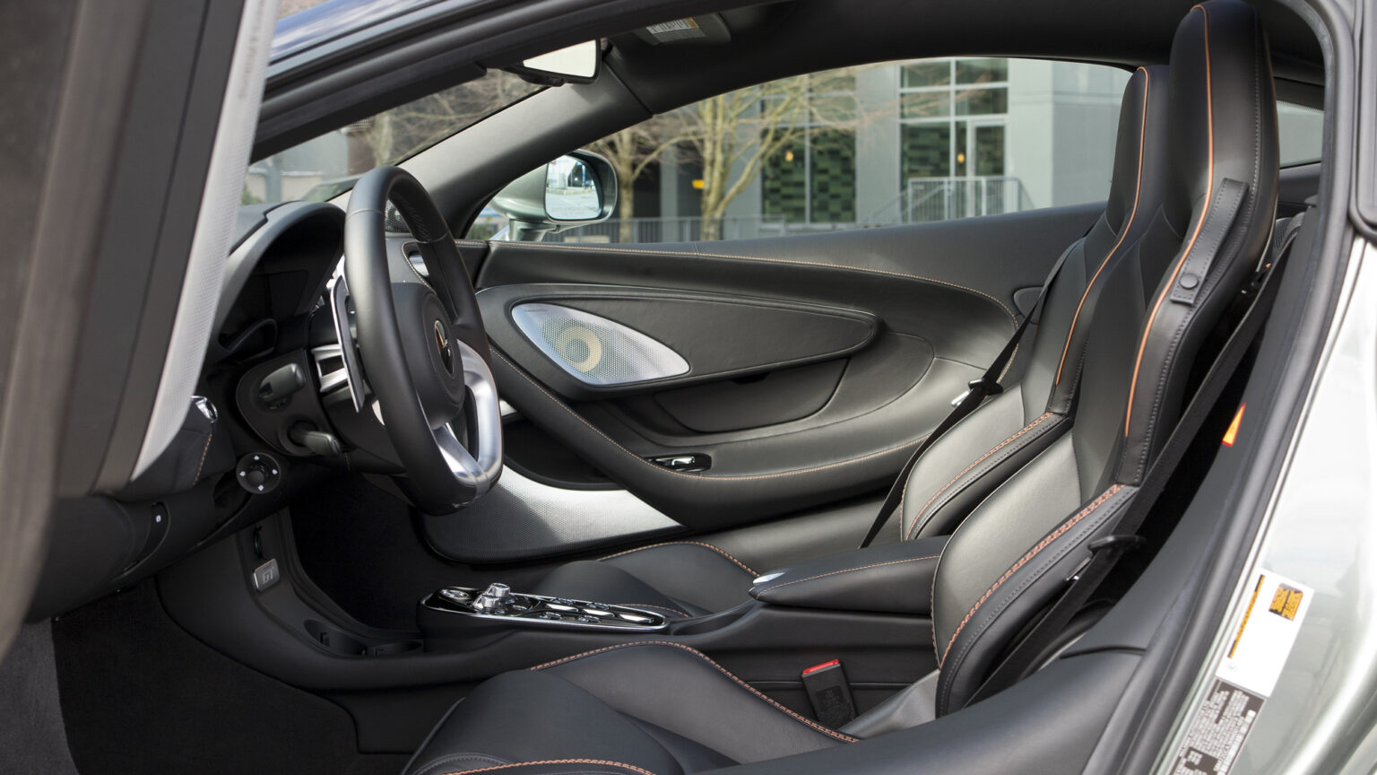 mclaren-2021-gt-london-motorcars
